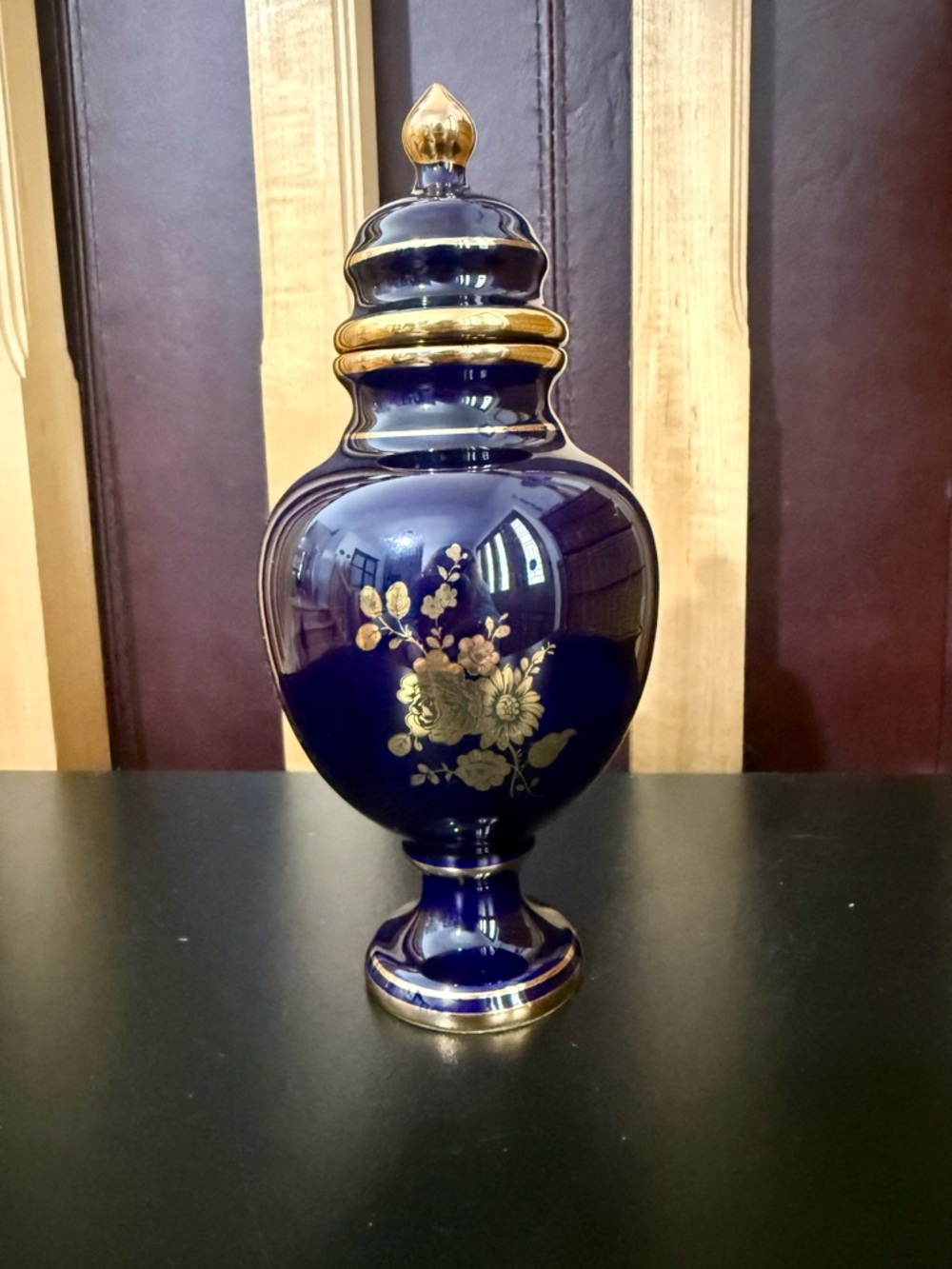Vintage Woulind Chile 5.5" Cobalt Blue & 24k Gold Porcelain Lidded Vase